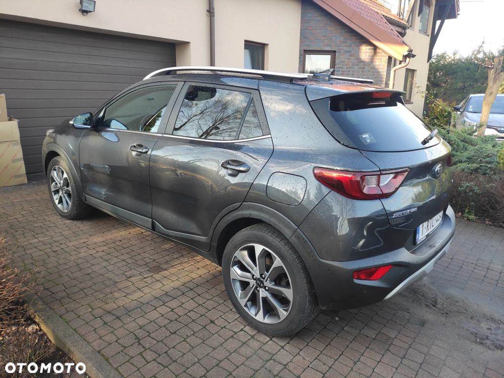 Kia Stonic 1.6 CRDi SCR XL - 4