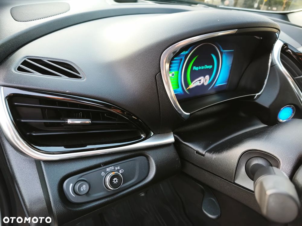 Chevrolet Volt Exclusive - 17