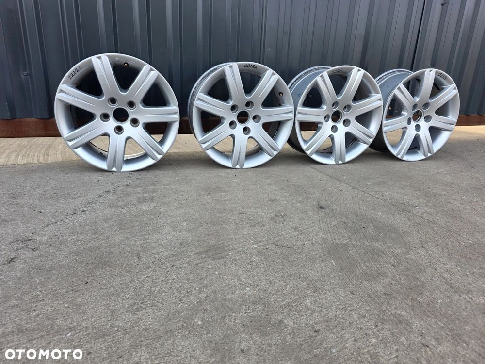 FELGI FELGA KOMPLET VW SKODA AUDI A4 A6 7.0J R16 ET42 4F0071496 22/26 - 1