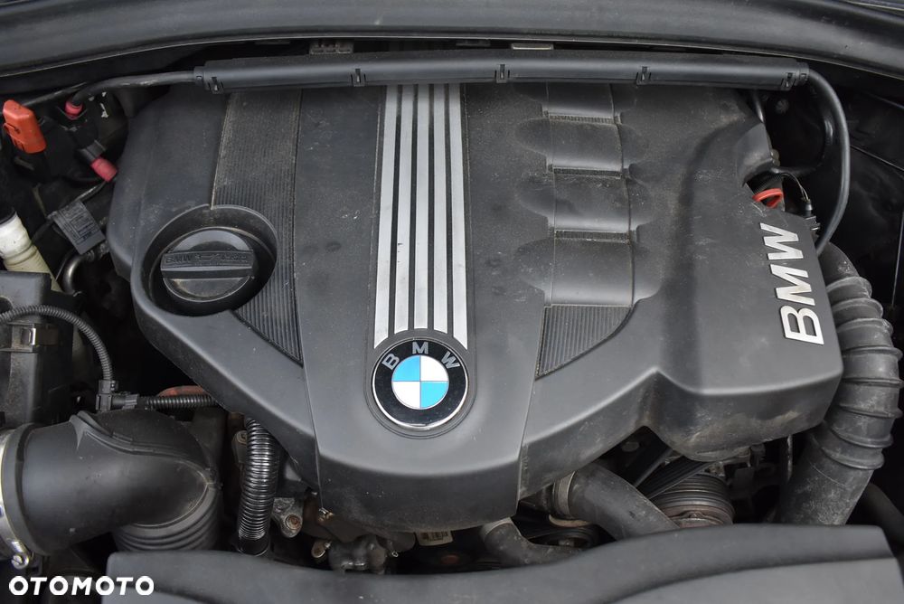 BMW X1 sDrive18d xLine - 35