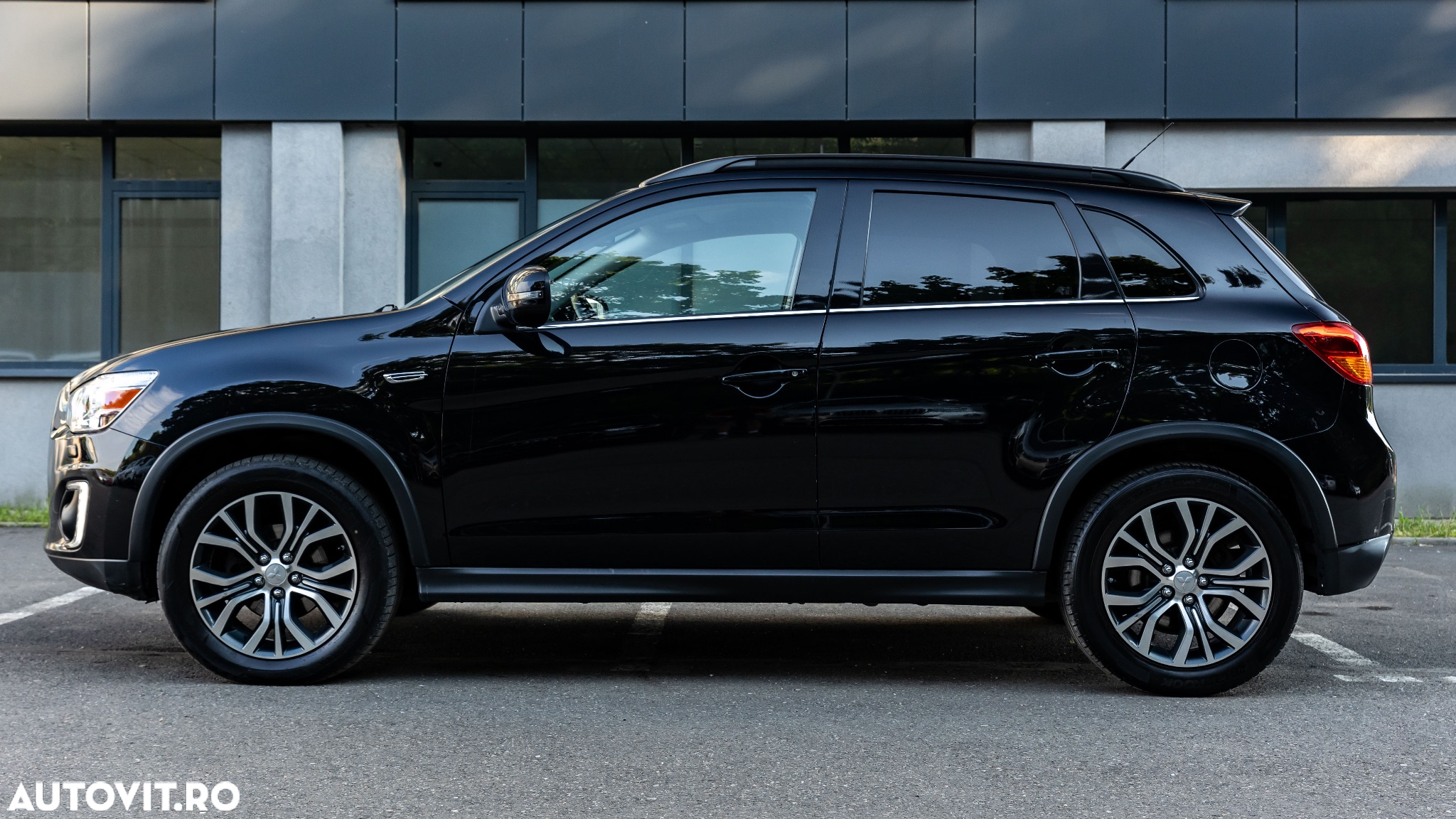 Mitsubishi ASX 2.2 DI-D 4WD Automatik Diamant Edition - 21