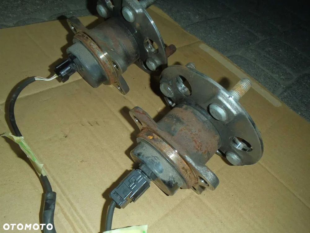 piasta łożysko czijnik abs koła TYŁ TOYOTA YARIS I p9 II 2 yaris p13 III oryginał - 3