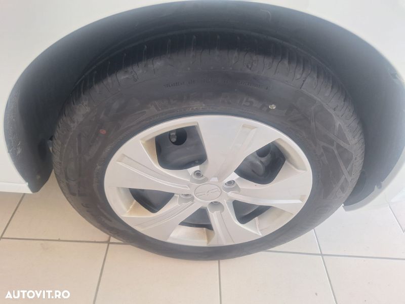 Dacia Logan ECO-G 100 MT5 Essential - 6