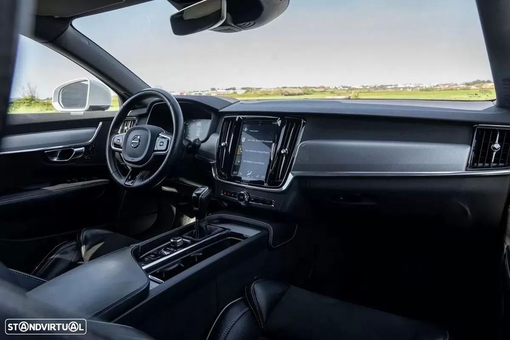 Volvo V90 D3 R Design - 35