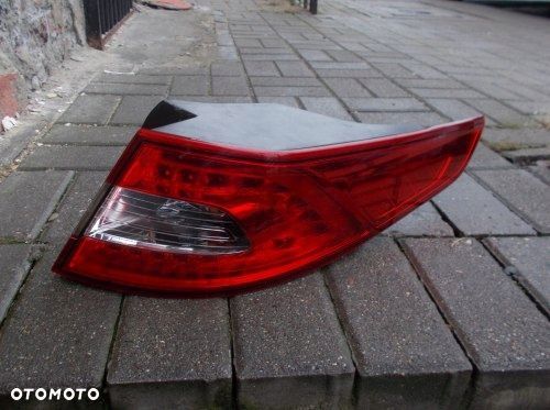 KIA OPTIMA III SEDAN PRAWA TYLNA LAMPA ORYGINAŁ - 1