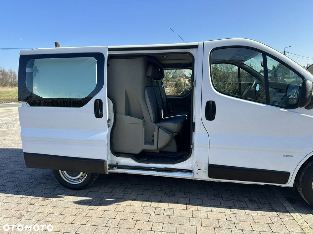 Opel Vivaro - 15