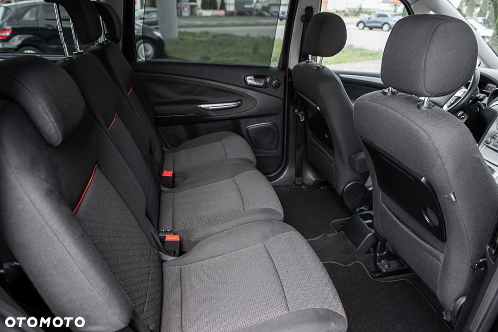 Ford Galaxy 2.0 Titanium - 27