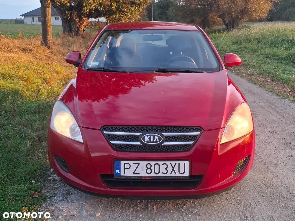 Kia Ceed 1.4 Comfort - 6