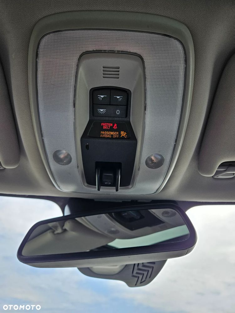 Volvo XC 70 D5 AWD Summum - 17