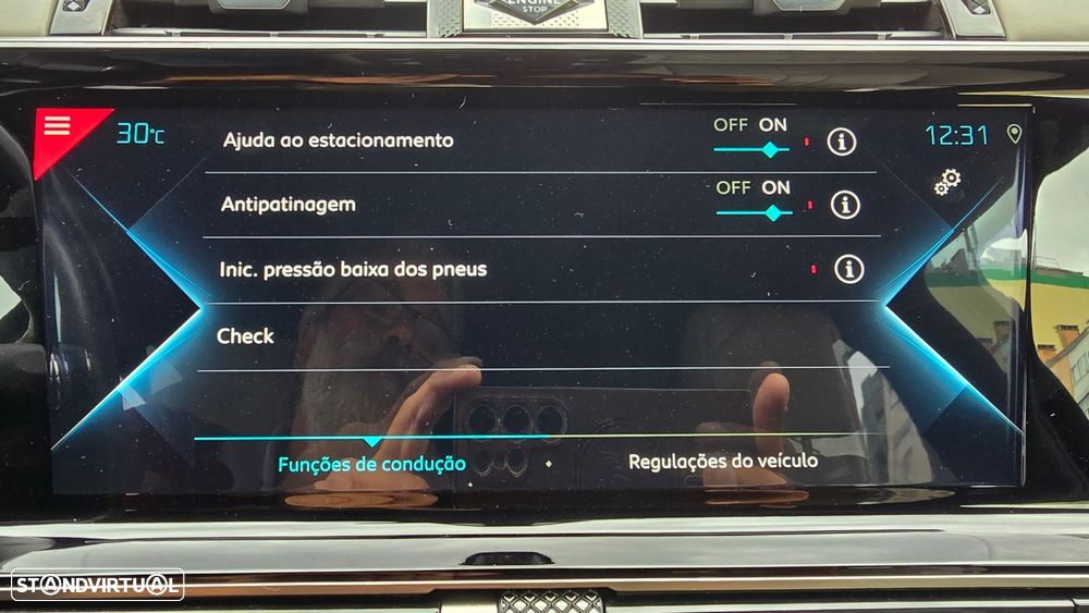 DS DS7 Crossback - 29