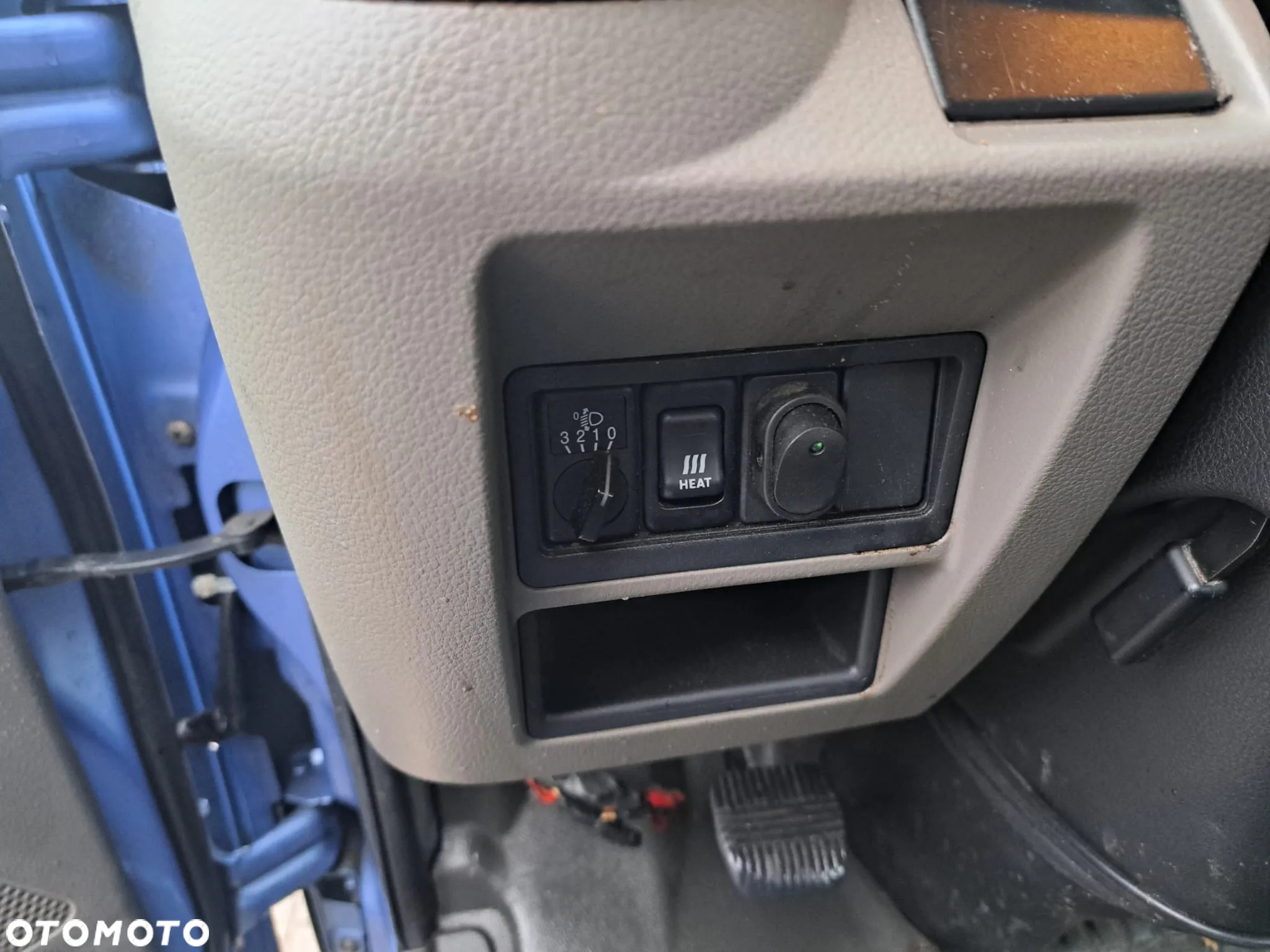 Nissan cabstar - 12