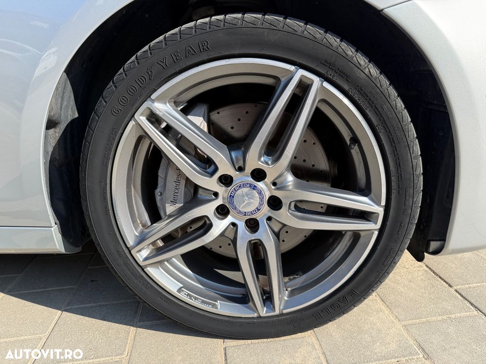Mercedes-Benz E 300 Aut. - 13