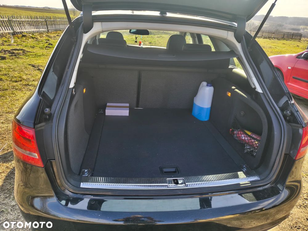 Audi A4 Avant 2.0 TDI DPF Ambiente - 5