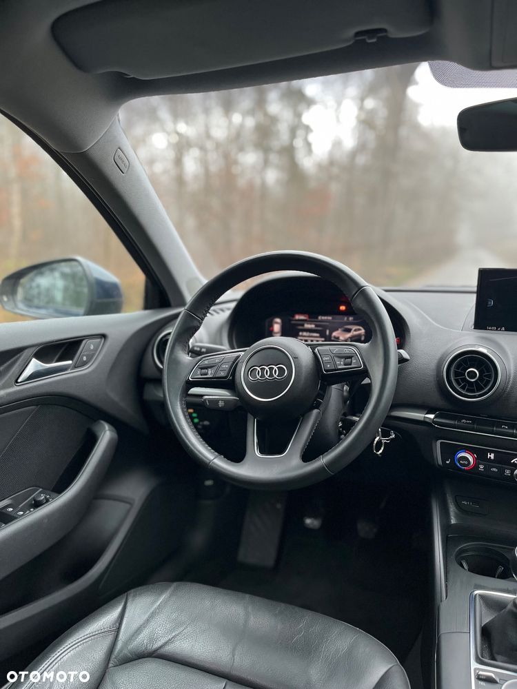 Audi A3 Sportback 35 TFSI S line - 14