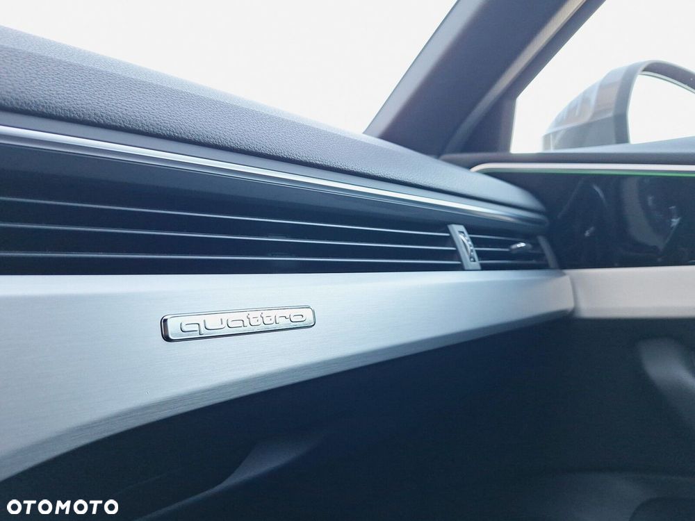 Audi A4 Avant 40 TDI mHEV Quattro Advanced S tronic - 14