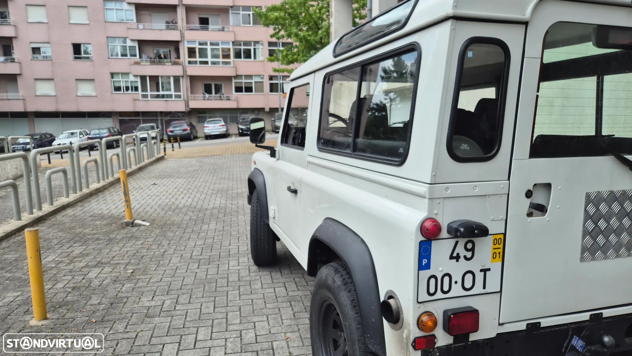 Land Rover Defender 90 2.5 TD5 Metal Top - 1