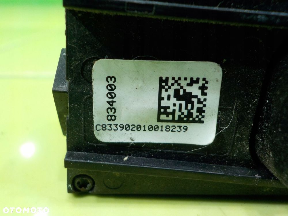 RANGE ROVER SPORT I LIFT 3.0 D 12r kamera cofania AH32-19G490-AC - 4