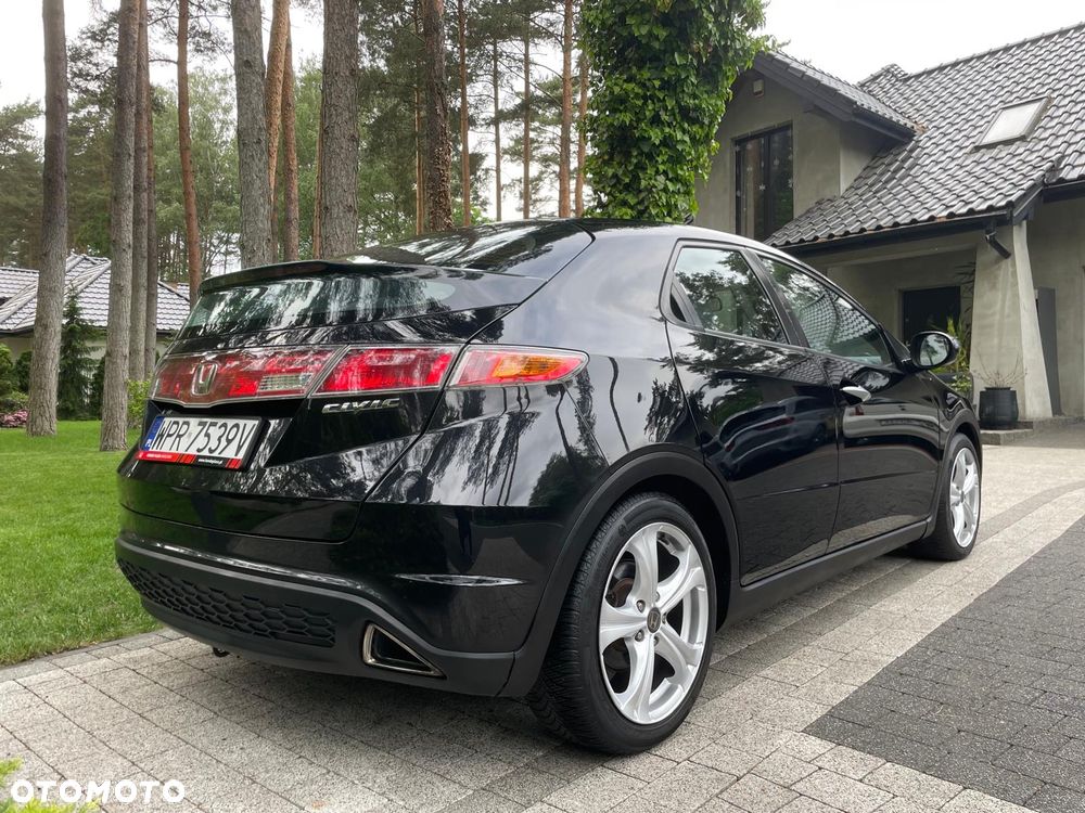 Honda Civic 1.8i-VTEC Sport - 4