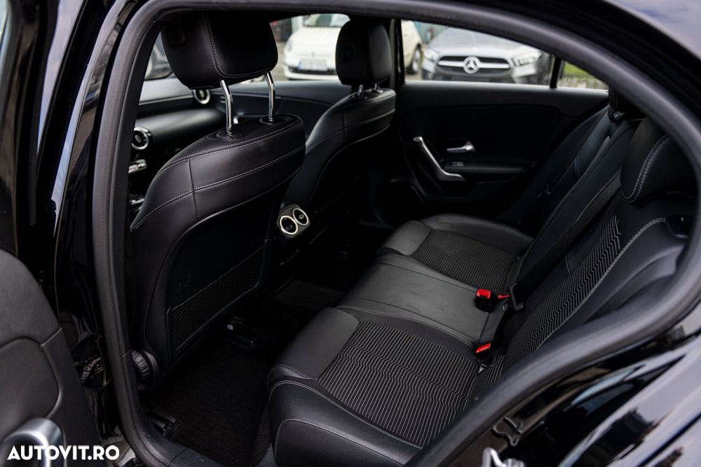 Mercedes-Benz A 180 d 7G-DCT - 16