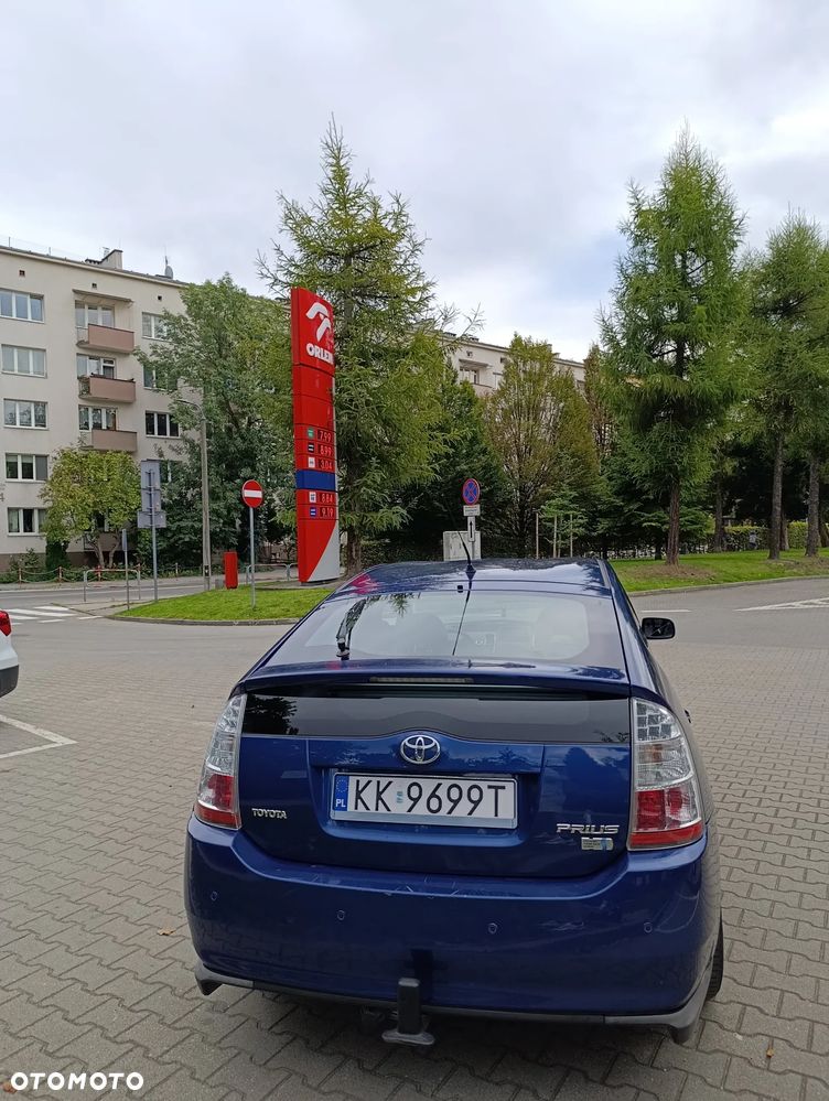 Toyota Prius 1.5 VVT-i Prestige - 4