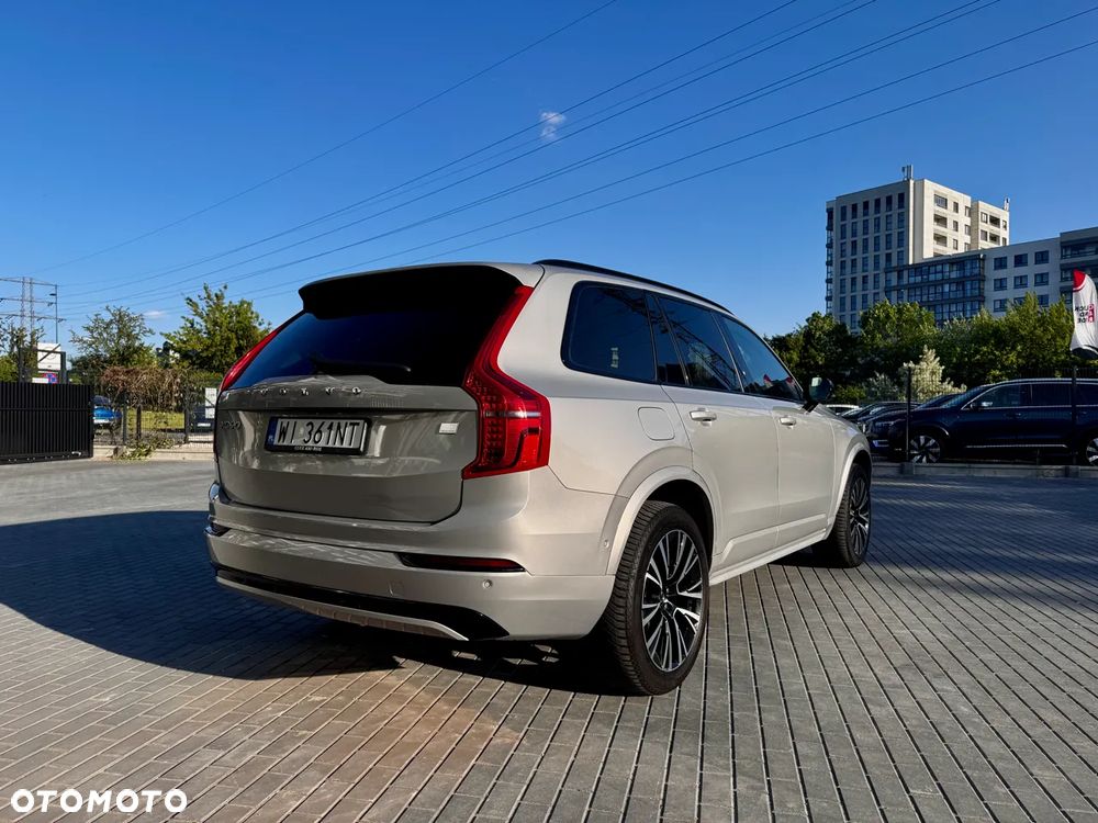 Volvo XC 90 T8 AWD Plug-In Hybrid Ultra Dark 7os - 2