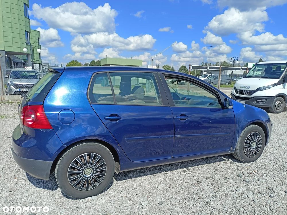 Volkswagen Golf - 4