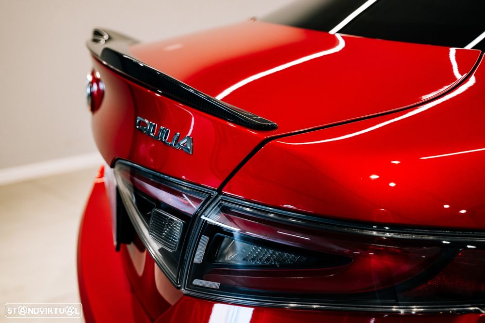 Alfa Romeo Giulia 2.9 Bi-Turbo Quadrifoglio AT8 - 11