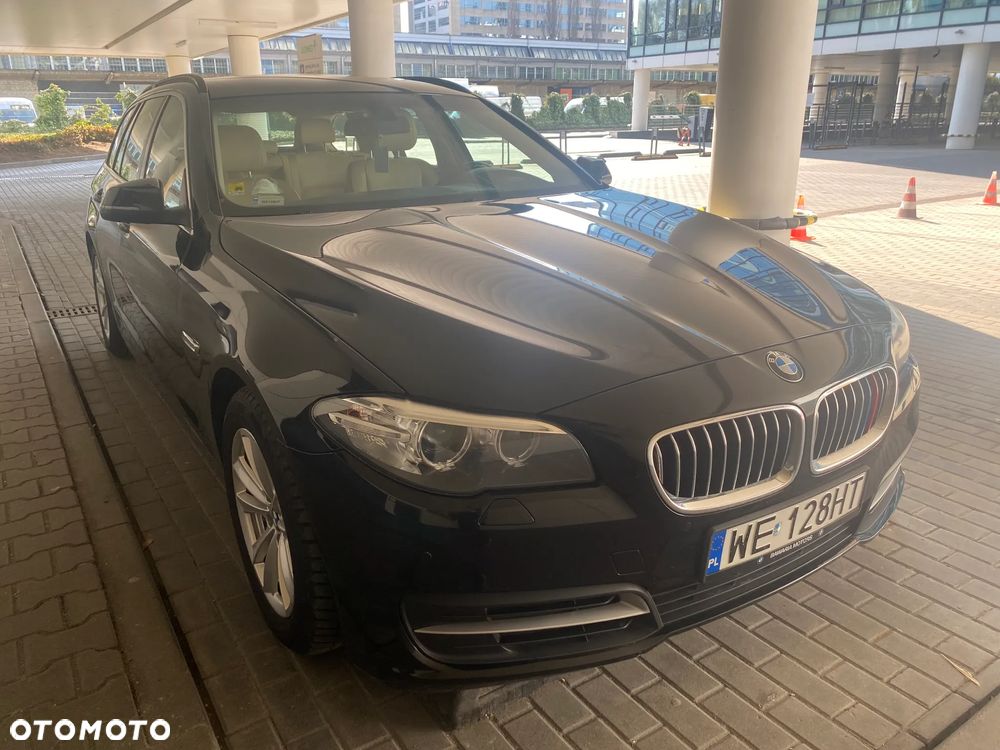 BMW Seria 5 520d xDrive - 2