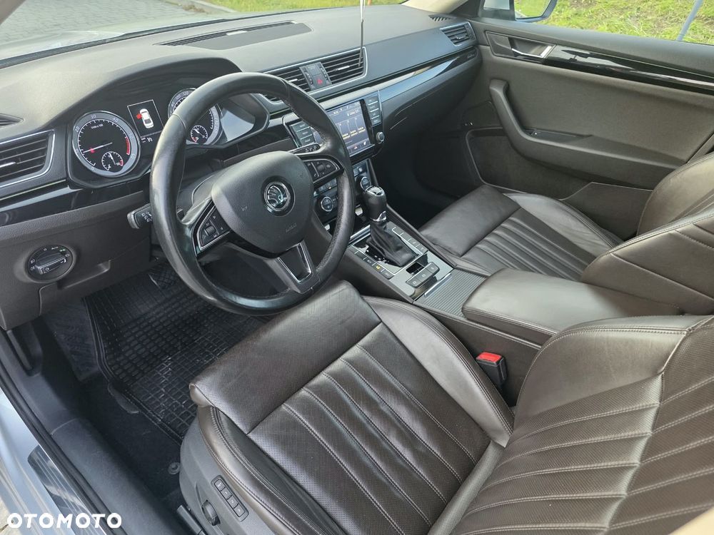 Skoda Superb 2.0 TDI 4x4 L&K DSG - 28