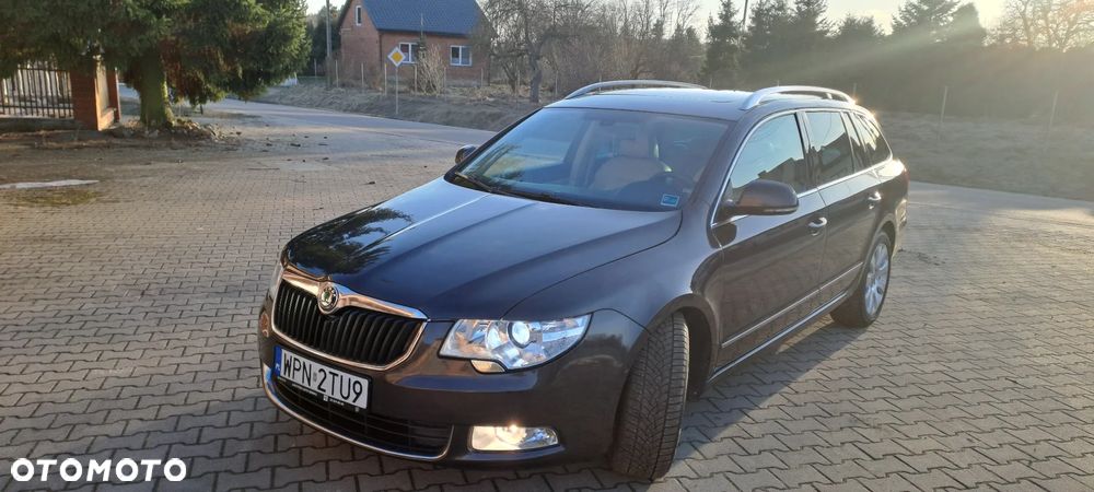 Skoda Superb 2.0 TDI Green tec Elegance - 1