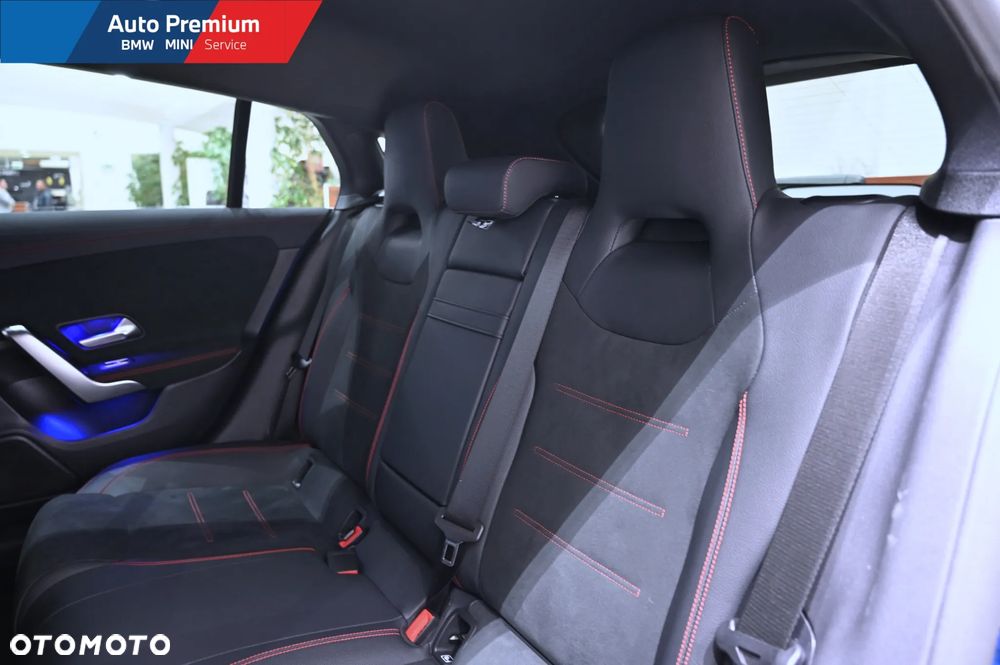 Mercedes-Benz CLA 200 AMG Line 7G-DCT - 13