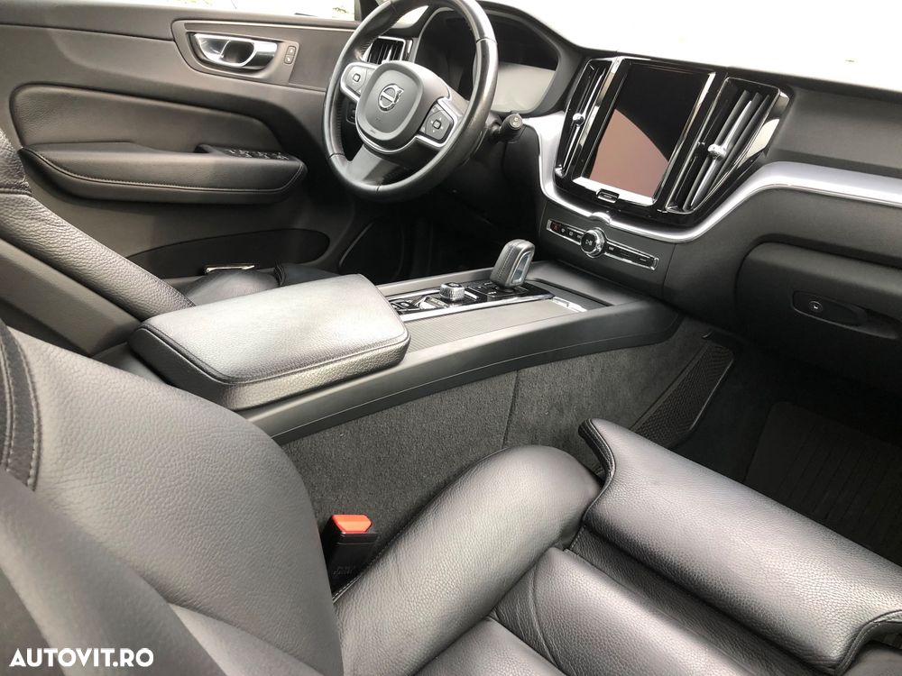 Volvo XC 60 B4 D AWD Geartronic Momentum Pro - 7