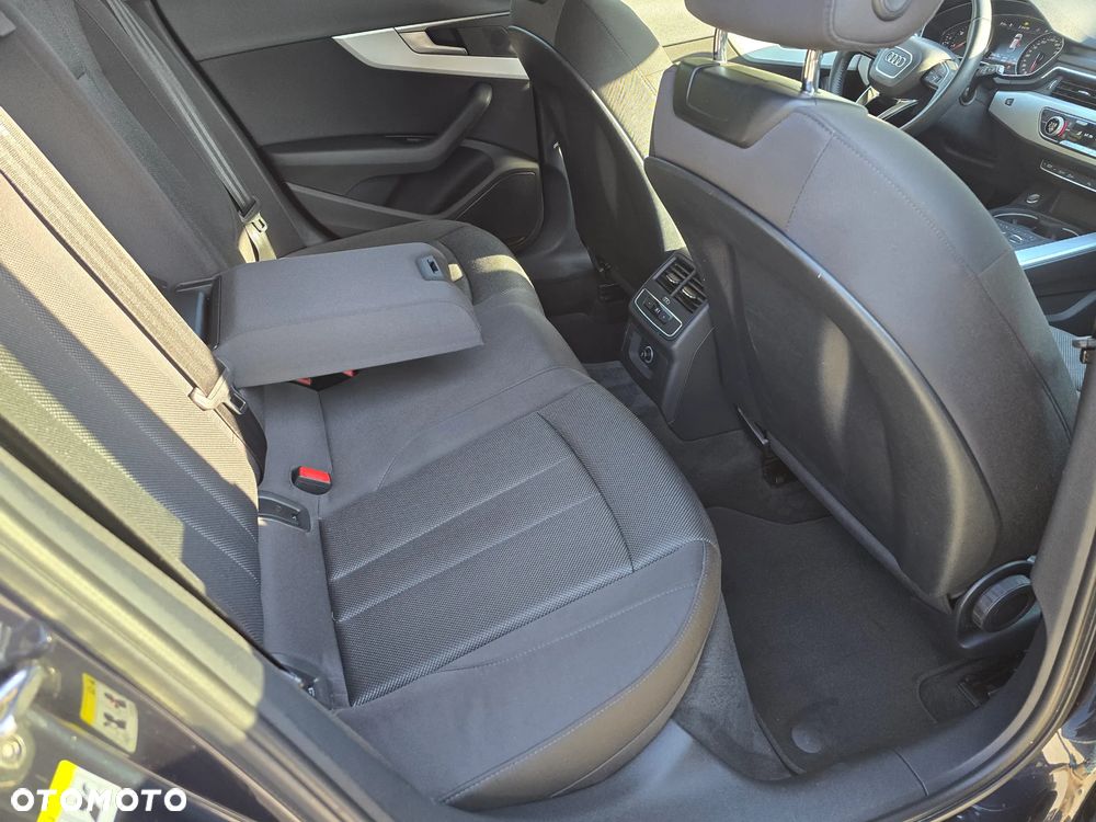 Audi A4 Allroad - 10