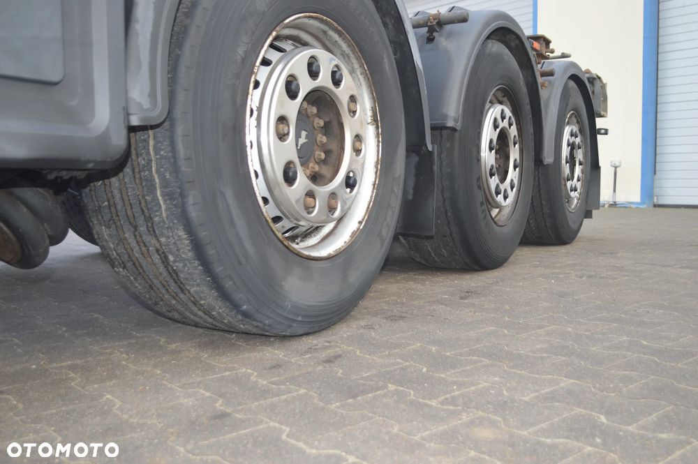 Schmitz Cargobull SCF 24 - 16