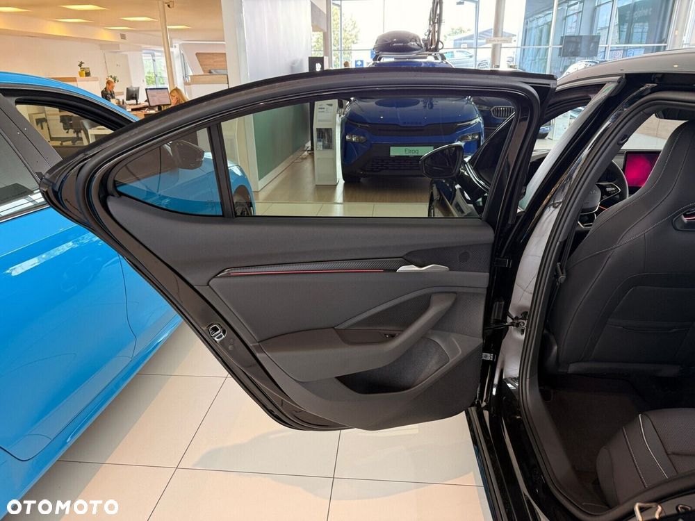 Skoda Superb 2.0 TSI Sportline DSG - 14
