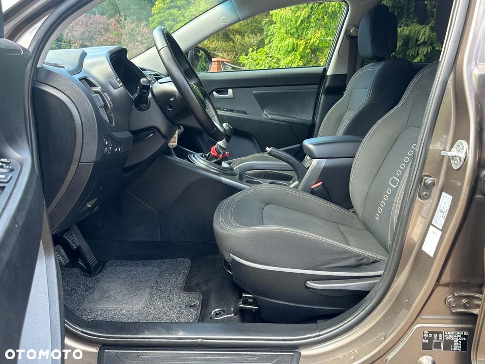 Kia Sportage 1.6 GDI Business Line L 2WD - 12