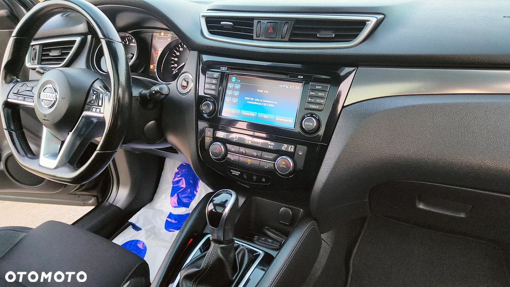 Nissan Qashqai 1.2 DIG-T Xtronic 360 - 34