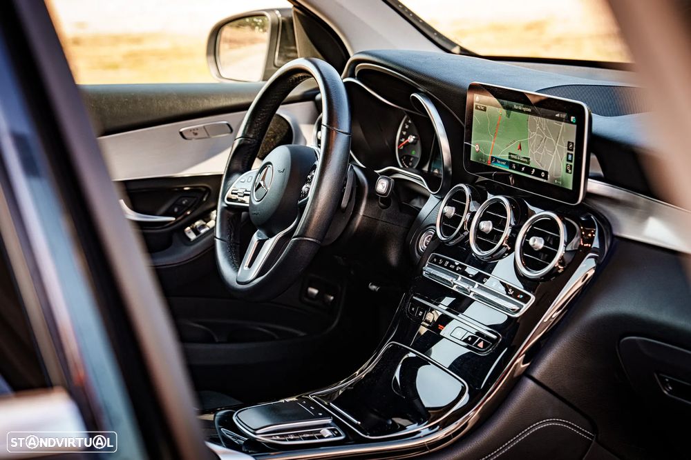 Mercedes-Benz GLC 300 e 4Matic - 4
