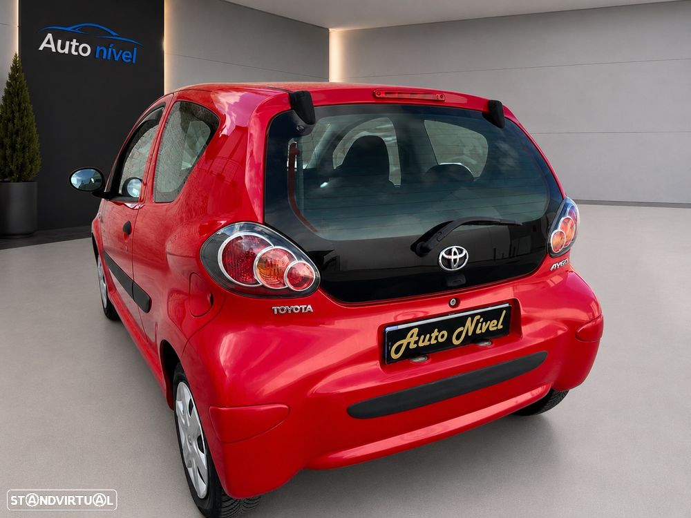 Toyota Aygo 1.0 Red Edition - 13