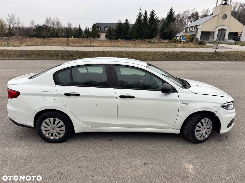 Fiat Tipo 1.4 16V Easy - 8