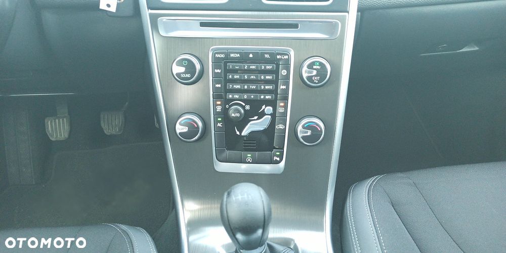 Volvo XC 60 D3 Edition Pro - 22