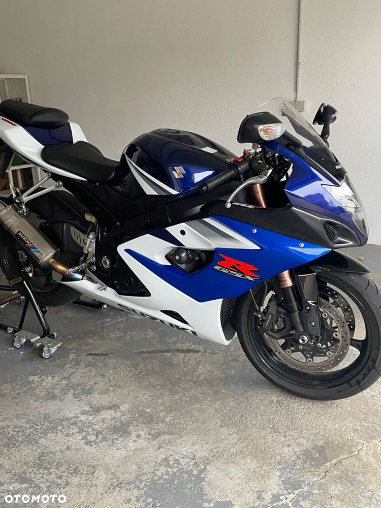 Suzuki GSX-R - 7