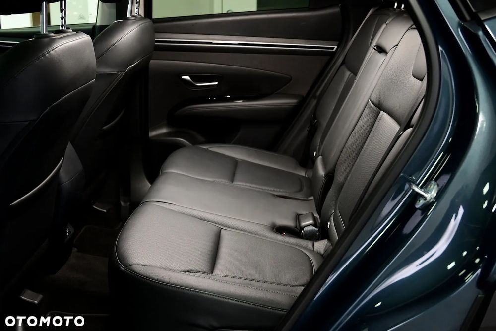 Hyundai Tucson 1.6 T-GDi HEV Executive 2WD - 20