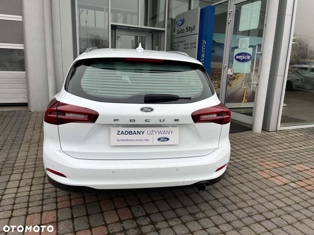 Ford Focus 1.0 EcoBoost Titanium - 4