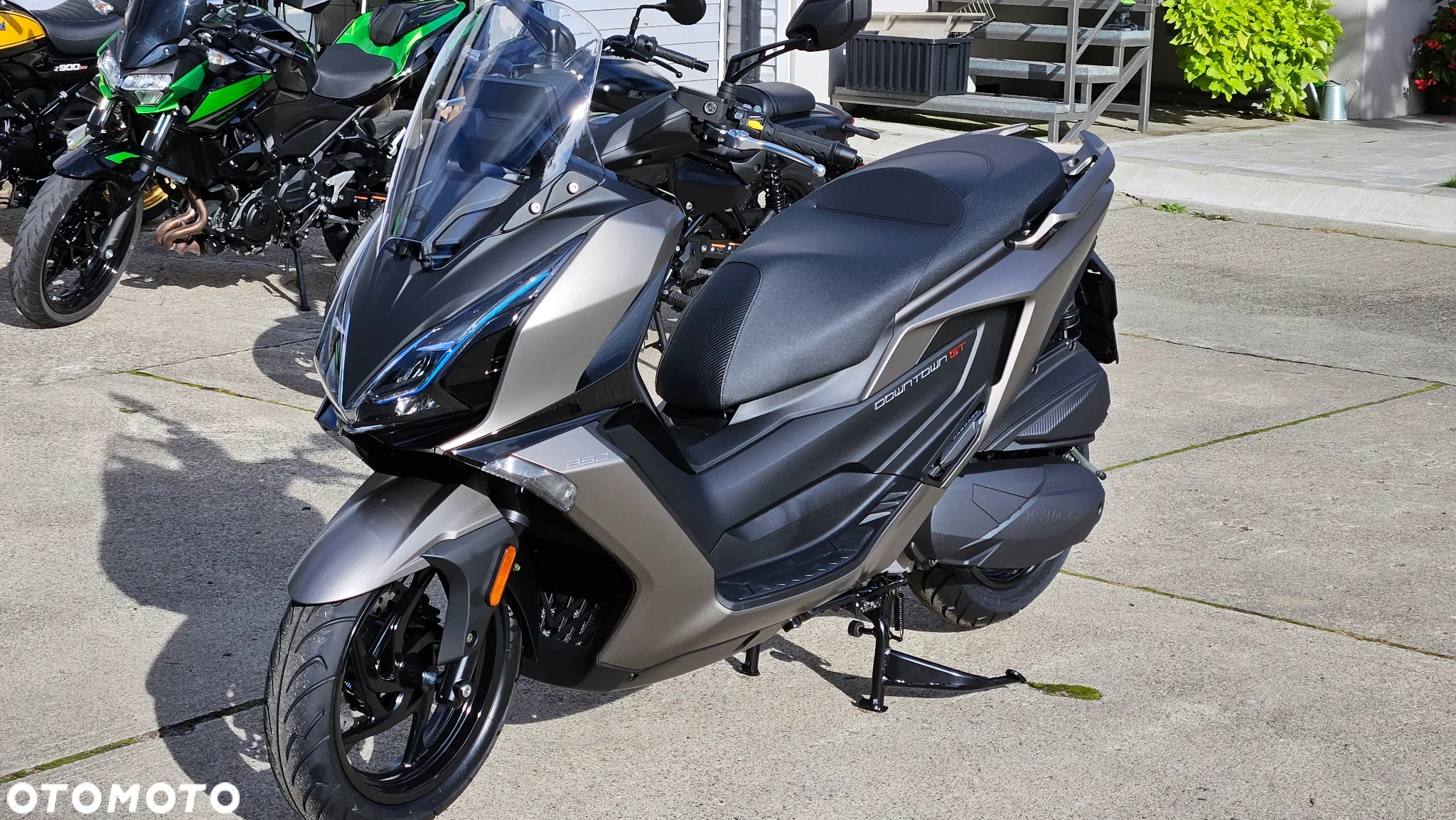 Kymco Downtown - 12