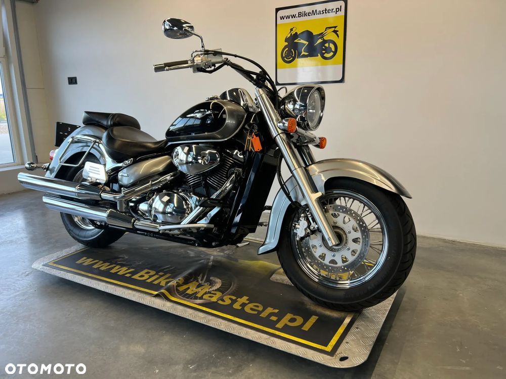 Suzuki Intruder - 4