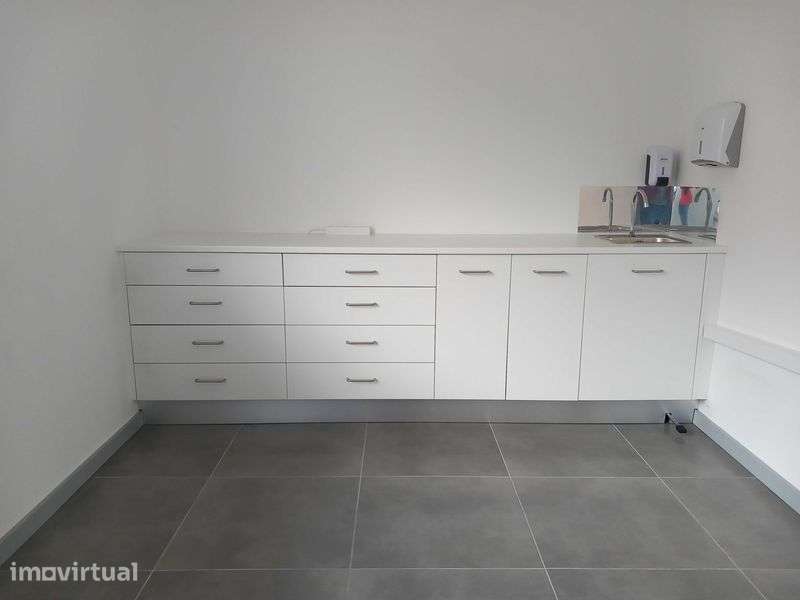 Loja com 95m2, Bairro das Mesuras, Viseu - Grande imagem: 5/10