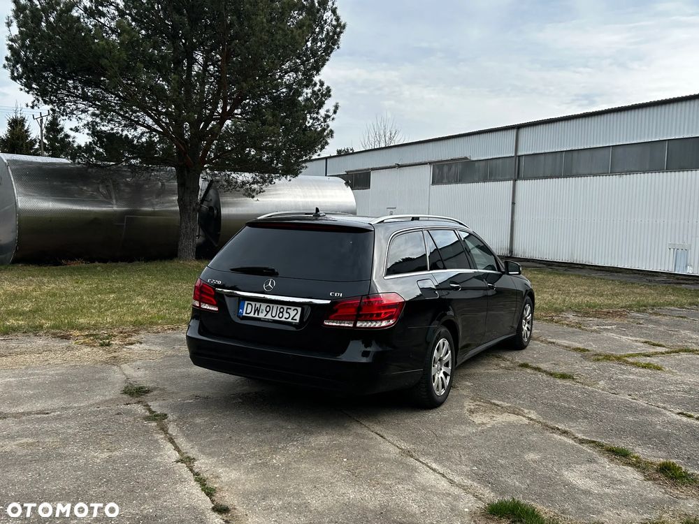 Mercedes-Benz Klasa E 220 BlueTEC 9G-TRONIC Elegance - 9