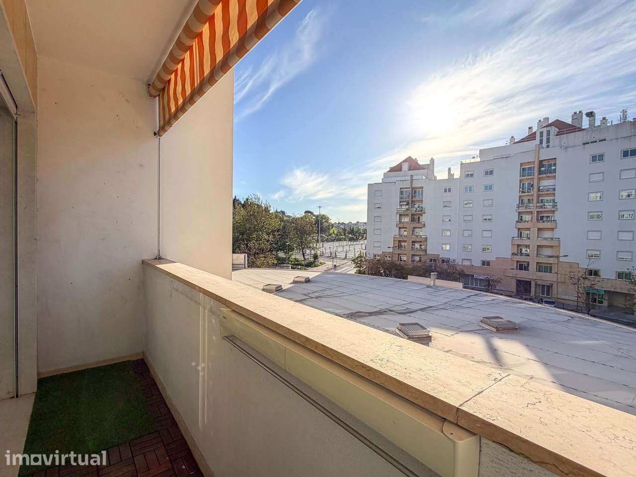 Apartamento T3 - Carnide (Lisboa) - Grande imagem: 2/33