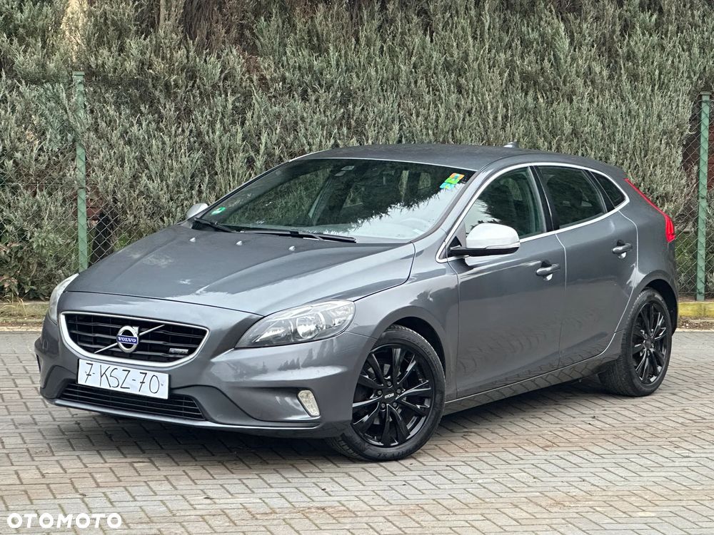 Volvo V40 D2 R Design - 5